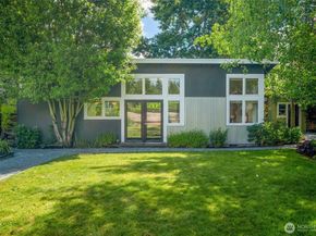 3033 NE 92nd Street, Seattle WA 98115