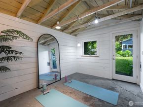 3033 NE 92nd Street, Seattle WA 98115