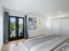 3033 NE 92nd Street, Seattle WA 98115