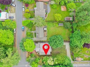 15504 11th Avenue NE, Shoreline WA 98155