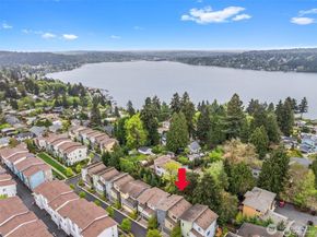14590 36th Avenue NE, Lake Forest Park WA 98155