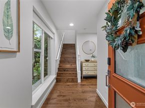 14590 36th Avenue NE, Lake Forest Park WA 98155