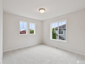 17280 NE 120th Way, Redmond WA 98052