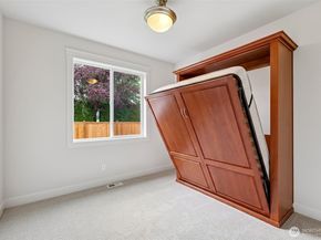 17280 NE 120th Way, Redmond WA 98052