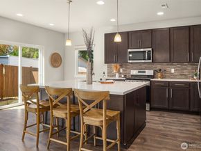 14518 38th Avenue W, Lynnwood WA 98087