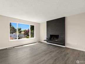 12630 SE 215th Street, Kent WA 98031