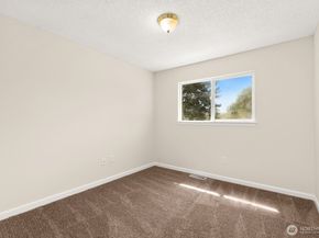12630 SE 215th Street, Kent WA 98031