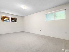 14221 SE 10th Place, Bellevue WA 98007