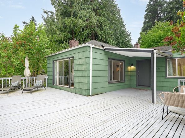 17633 10th Avenue NE, Shoreline WA 98155
