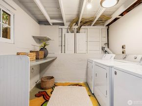 414 N 46th St, Seattle WA 98103