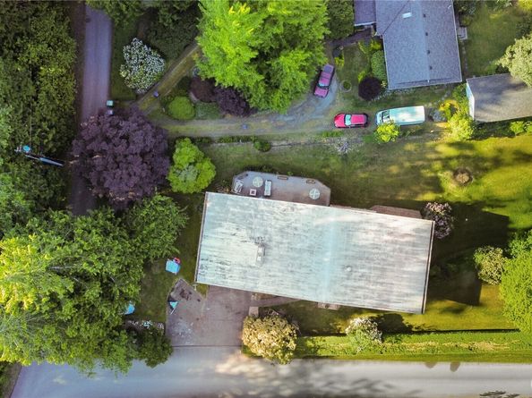 18408 SE 44th Street, Issaquah WA 98027