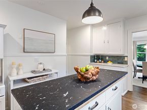 3917 Midvale Avenue N A, Seattle WA 98103