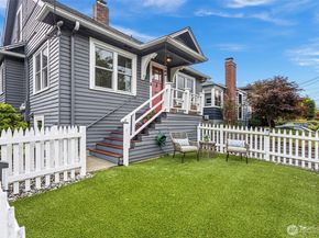 3917 Midvale Avenue N A, Seattle WA 98103