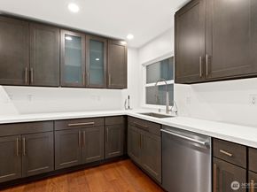 2428 NE 13th Street, Renton WA 98056