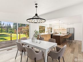 32007 28th Avenue SW, Federal Way WA 98023