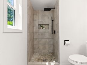 32007 28th Avenue SW, Federal Way WA 98023