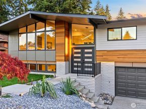 32007 28th Avenue SW, Federal Way WA 98023