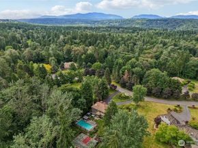 21830 NE 69th Street, Redmond WA 98053