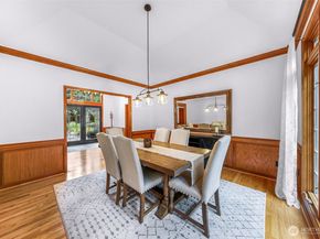 21830 NE 69th Street, Redmond WA 98053
