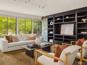 10020 NE 27th Street, Bellevue WA 98004