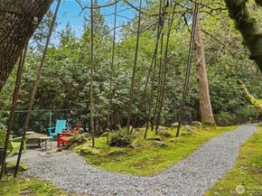 10020 NE 27th Street, Bellevue WA 98004