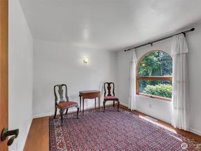 23020 NE 61st St., Redmond WA 98053