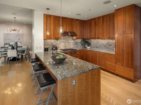 10700 NE 4th Street 4102, Bellevue WA 98004