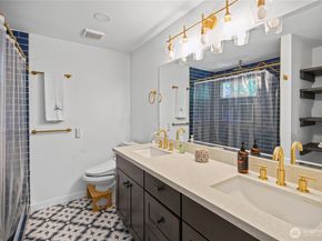 9509 NE 140 Street, Kirkland WA 98034