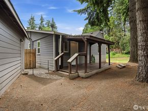 3706 W Arsenal, Bremerton WA 98312