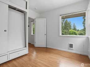 3706 W Arsenal, Bremerton WA 98312