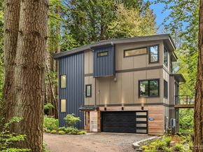 10003 Manitou Beach Drive NE, Bainbridge Island WA 98110