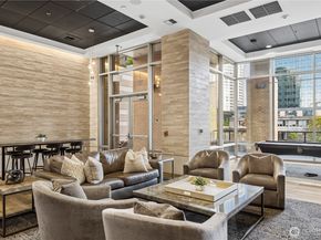 10650 NE 9th Place 2122, Bellevue WA 98004