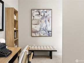 10650 NE 9th Place 2122, Bellevue WA 98004