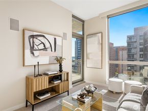 10650 NE 9th Place 2122, Bellevue WA 98004