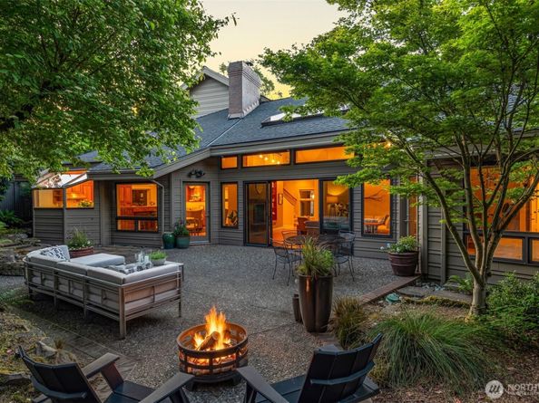 3815 E McGraw Street, Seattle WA 98112