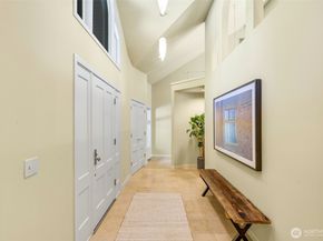 3815 E McGraw Street, Seattle WA 98112