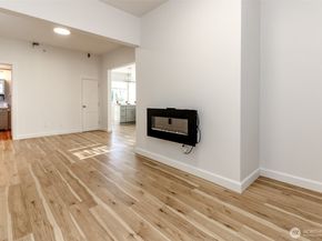 320 Williams Avenue N, Renton WA 98057
