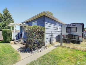 320 Williams Avenue N, Renton WA 98057