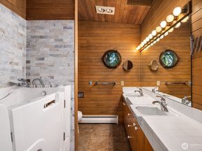 4835 Forest Avenue SE, Mercer Island WA 98040