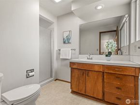 14901 SE 47th Place, Bellevue WA 98006