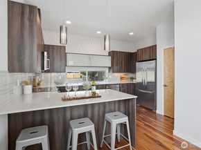 3655 Francis Avenue N, Seattle WA 98103