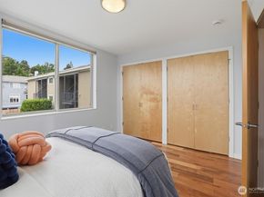 3655 Francis Avenue N, Seattle WA 98103