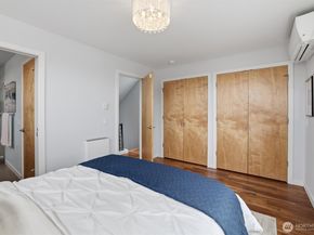 3655 Francis Avenue N, Seattle WA 98103