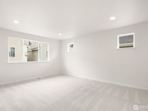 3512 Wells Avenue S, Renton WA 98055