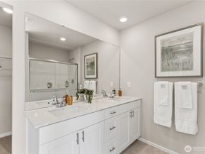 5524 S 328th Street 9, Auburn WA 98001