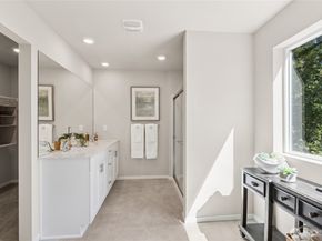 5524 S 328th Street 9, Auburn WA 98001