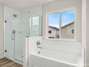 3942 Flat Top Drive, Bremerton WA 98312