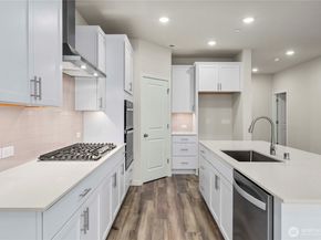 3942 Flat Top Drive, Bremerton WA 98312