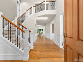 9545 NE Idel Weis Court, Bainbridge Island WA 98110