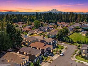 19716 117th Place SE, Kent WA 98031